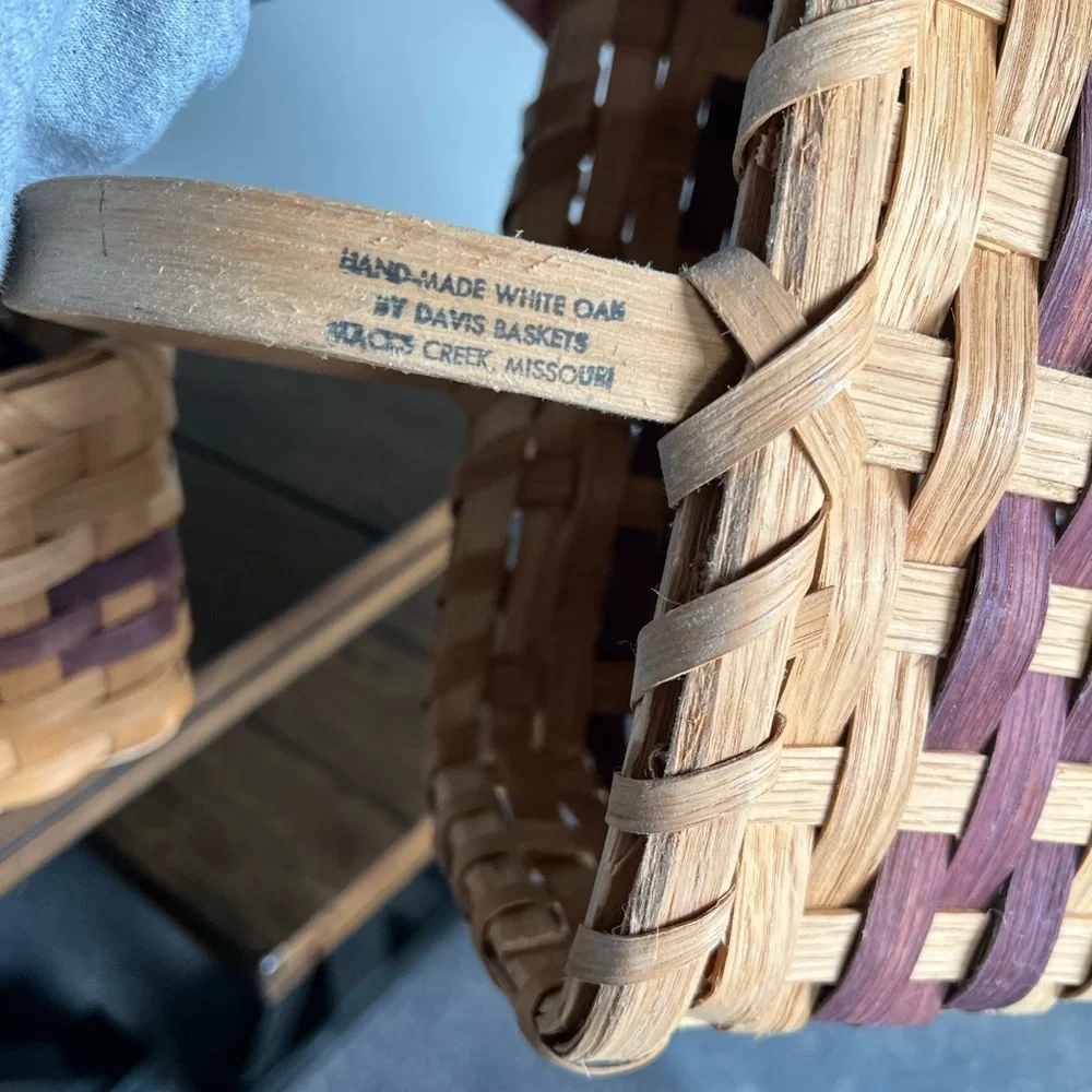 Vintage Hand Woven White Oak Cherokee Gathering Davis Basket Walnut/Bloodroot